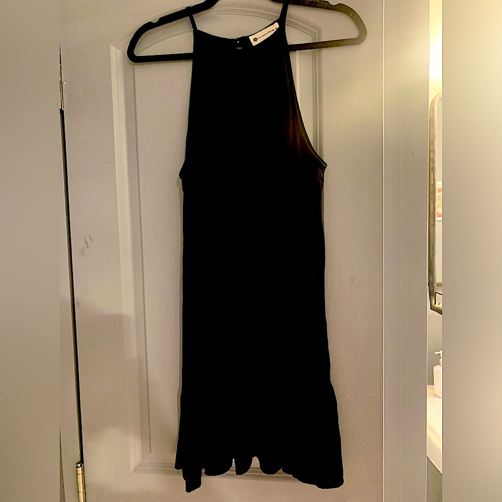 Impeccable Pig Halter A-line Black Dress with Pockets